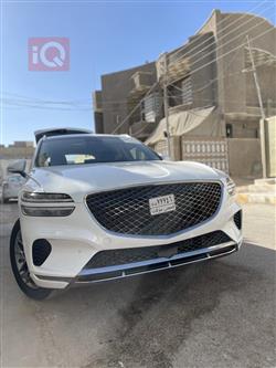 جێنسس GV70